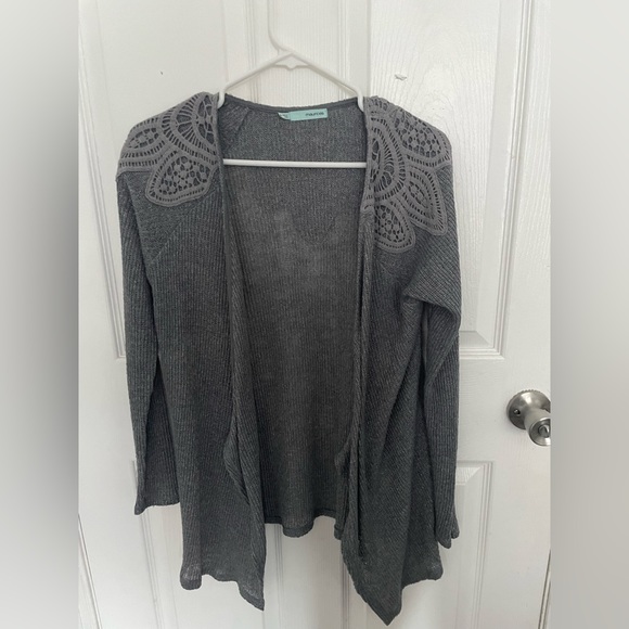 Maurice’s Brand Grey Cardigan with Lace Embellishments - Picture 2 of 3